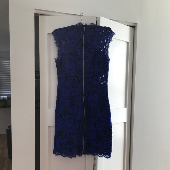 Forever 21 Lace Cutout Dress Size Medium - Picture 4 of 6